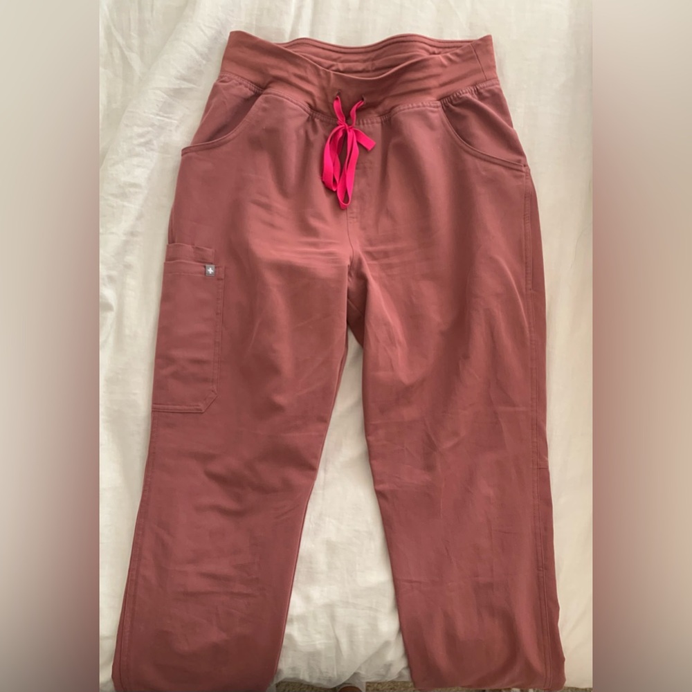 Mauve Figs Straight Leg Scrub Pants